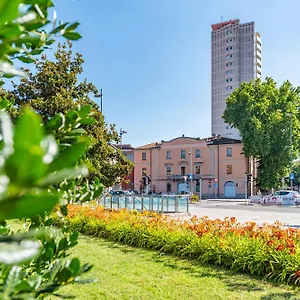 Affittacamere The Rock House Con Bagno Privato, Piacenza
